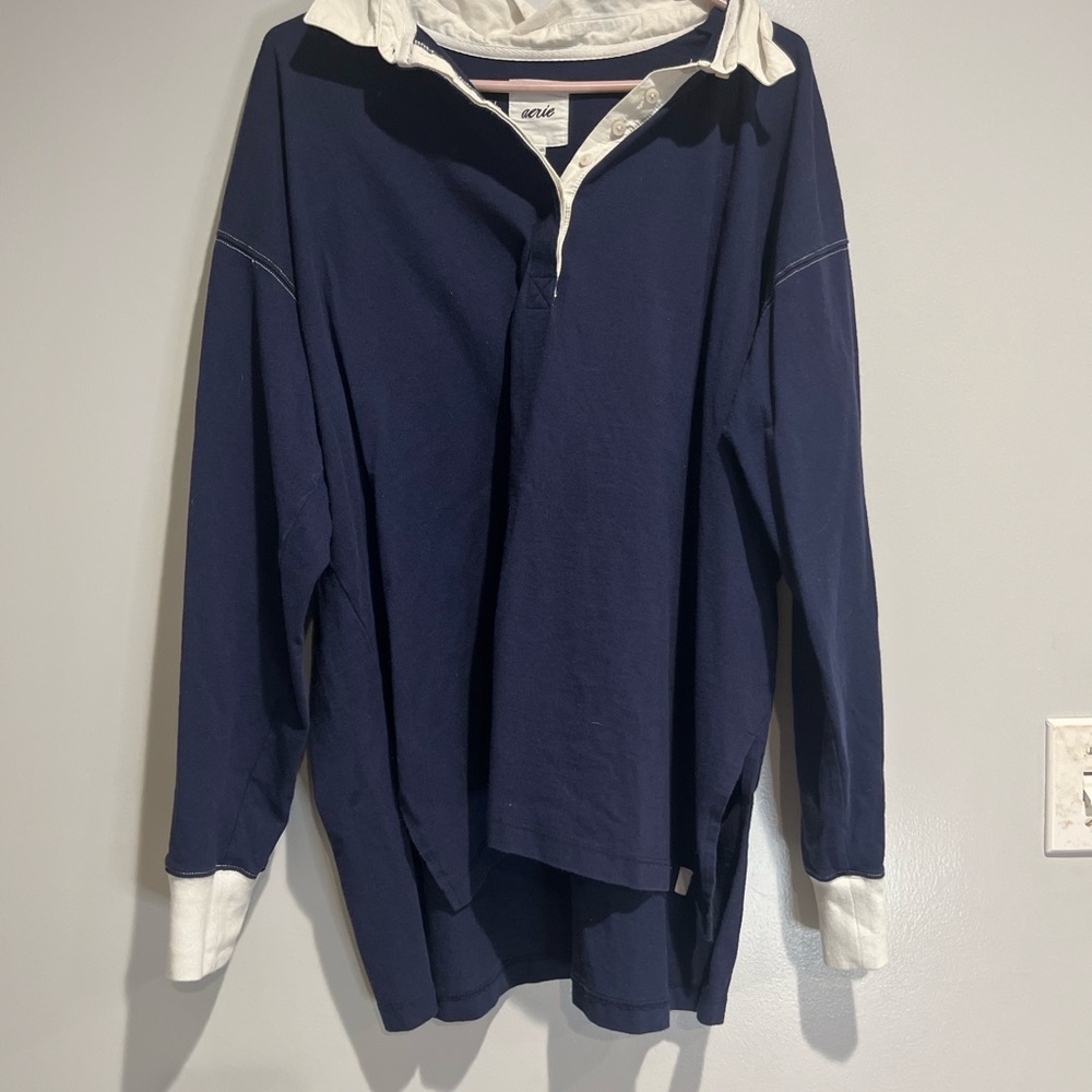 Aerie Navy and White Casual Top